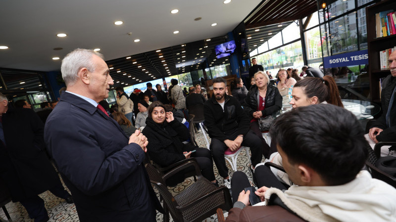 DEPREM SONRASI KÜÇÜKÇEKMECE BELEDİYESİ TÜM İMKÂNLARINI SEFERBER ETTİ