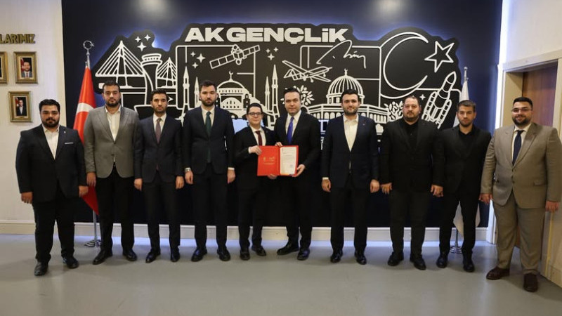 Ak Parti Gençlik Kollarında Kan Değişimi