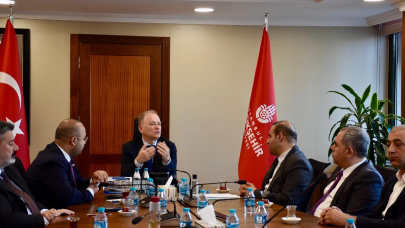 Gümüşdağ; Özel Halk Otobüsleri yöneticileriyle bir araya geldi.