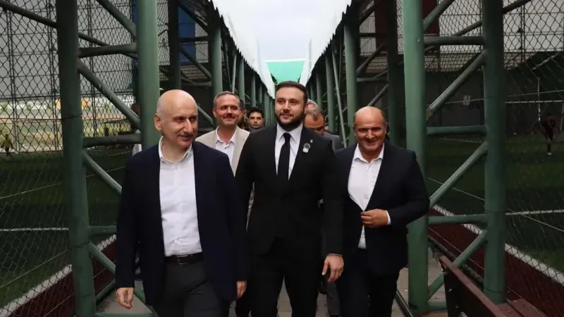 Adil Karaismailoğlu’ndan Gençtürk’e Ziyaret